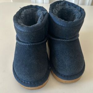 Baby/ Toddler Blue Uggs